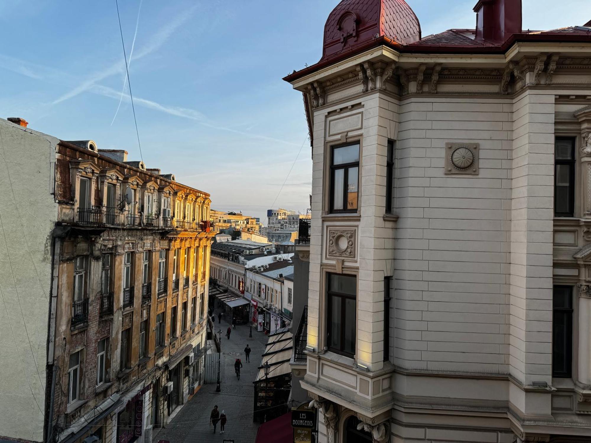 Old Town Studios By Chr Luxury Property Bukares Bagian luar foto