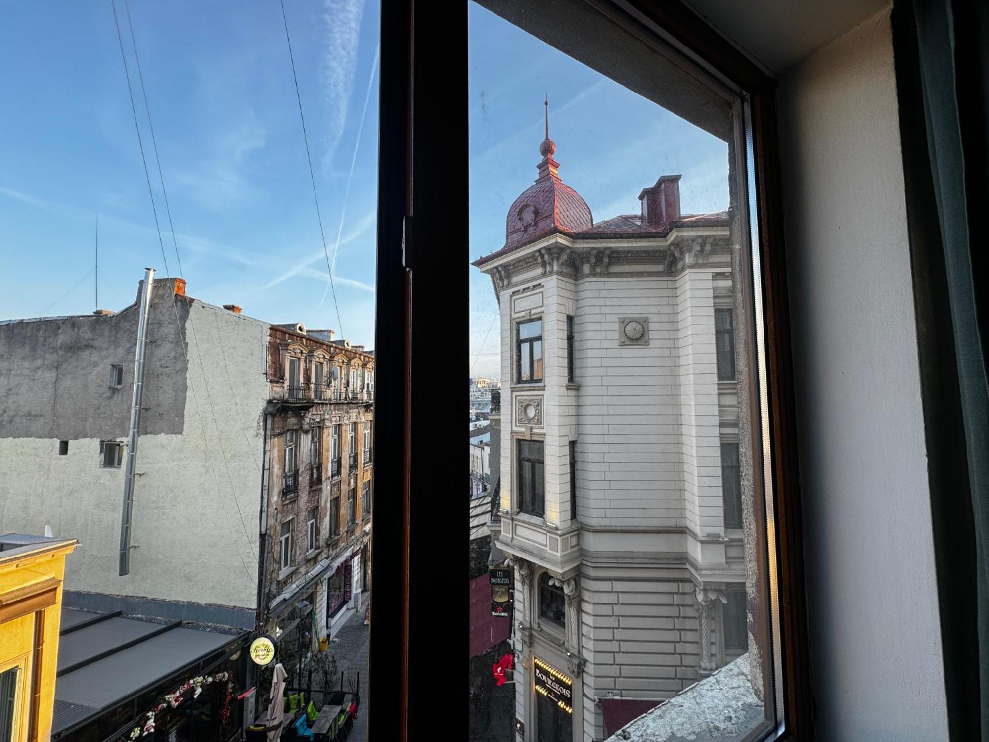 Old Town Studios By Chr Luxury Property Bukares Bagian luar foto